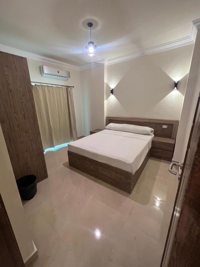 Marina Sky Apartment Хургада Екстериор снимка