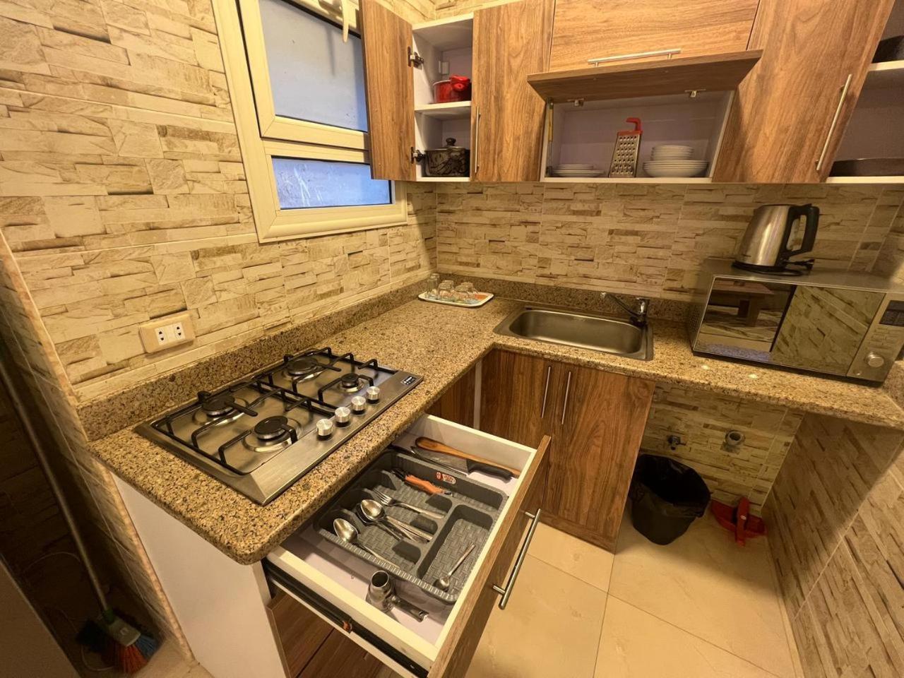 Marina Sky Apartment Хургада Екстериор снимка