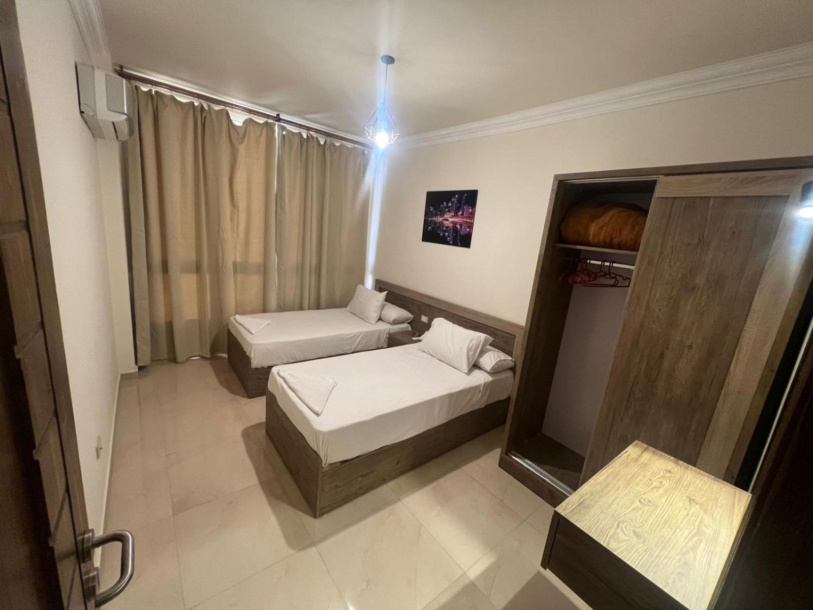 Marina Sky Apartment Хургада Екстериор снимка